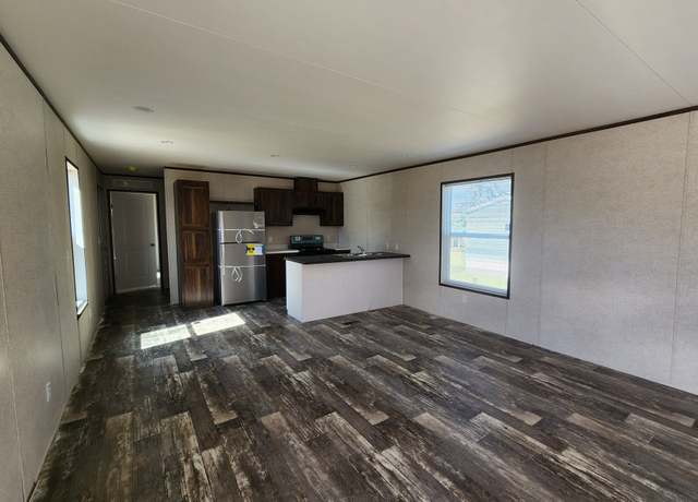 Property at 17 Meadowlark Court Mea017 Not Applicable, North Fond Du Lac, WI 54937, 3 beds, 2 baths