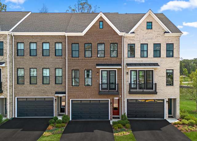 Property at 42131 Shining Star Sq, Ashburn, VA 20148, 4 beds, 4.5 baths