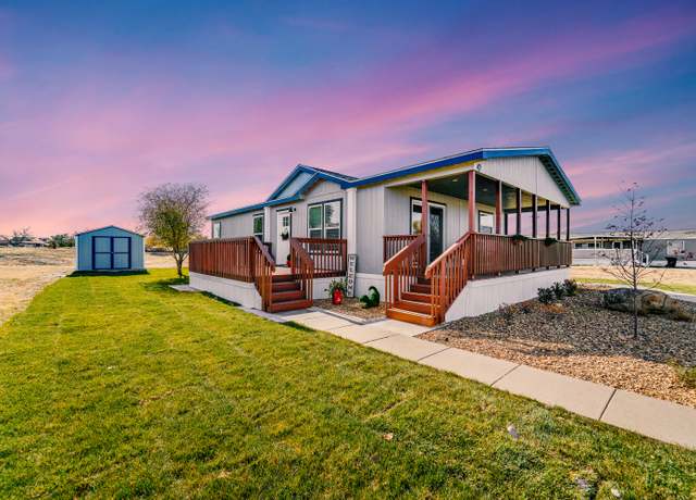 Property at 950 N Jennie Barker Rd, Garden City, KS 67846, 3 beds, 2 baths