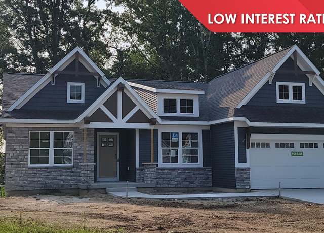 Property at 1460 Kimber Dr, Lowell, MI 49331, 3 beds, 2.5 baths