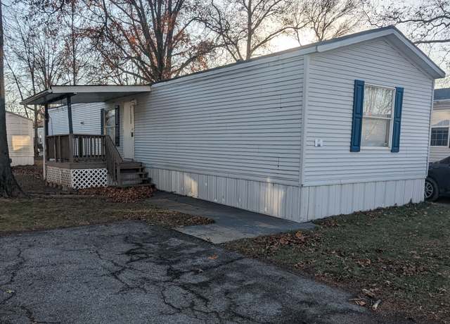 Property at 2716 W Delmar Ave #31, Godfrey, IL 62035, 3 beds, 2 baths
