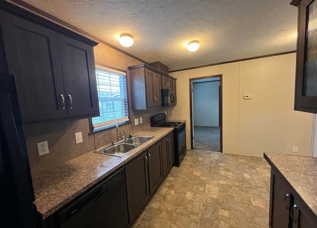 Property at 29895 Montmorency, Novi, MI 48377, 3 beds, 2 baths