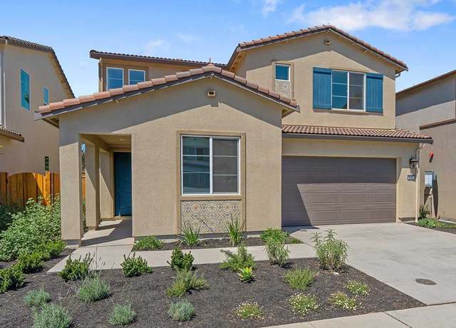 Property at 170 Dogwood Ct, Hollister, CA 95023, 4 beds, 3.5 baths