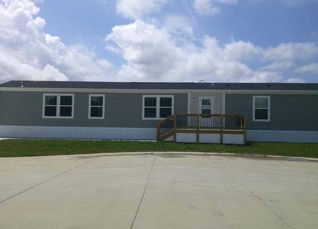Property at 4223 Maiden Ct, Anderson, IN 46011, 3 beds, 2 baths