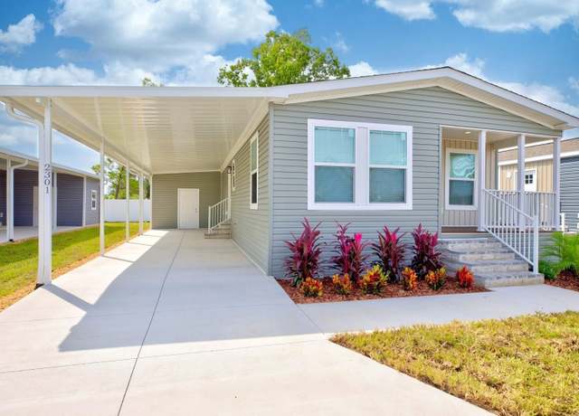 Property at 2217 Sangria Dr, Sebring, FL 33872, 3 beds, 2 baths