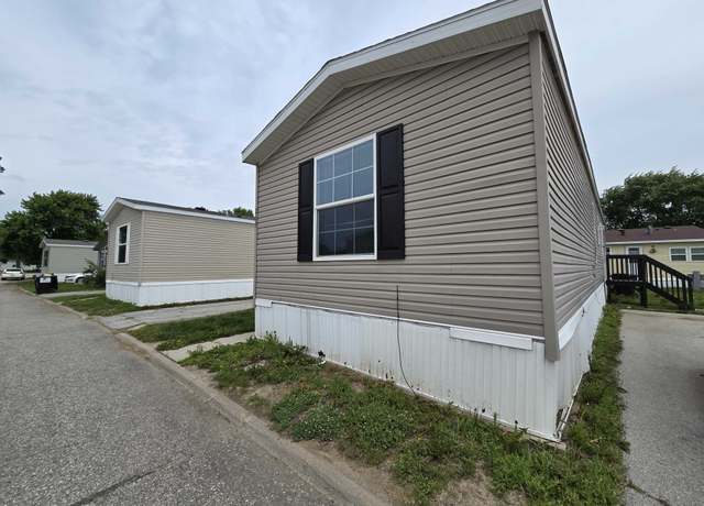 Property at 3510 N 9th St #263, Carter Lake, IA 51510, 2 beds, 2 baths