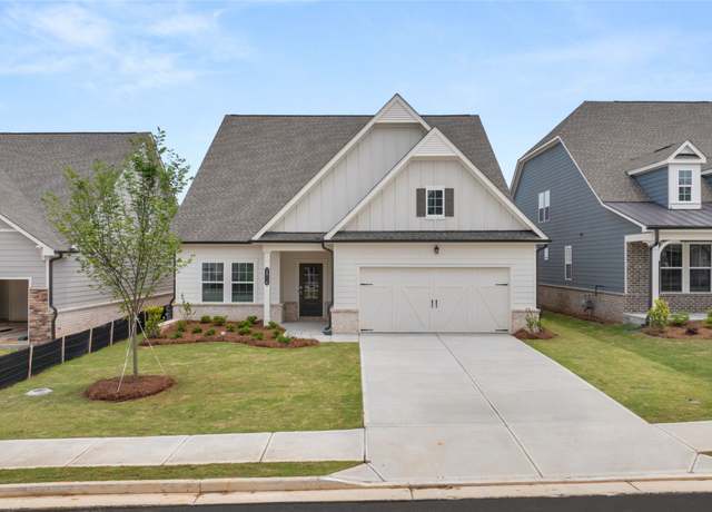Property at 2814 Freshwater Ct, Gainesville, GA 30507, 2 beds, 2 baths