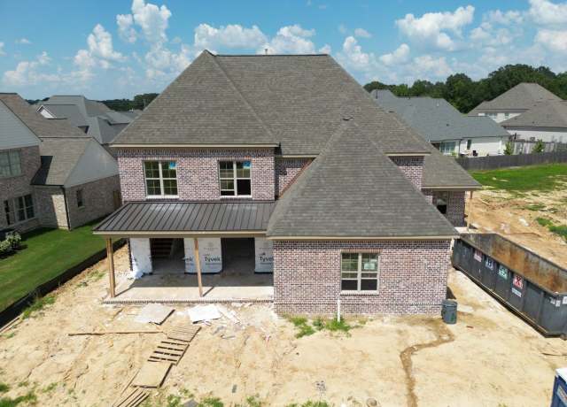 Property at 292 Beckham Dr, Collierville, TN 38017, 5 beds, 5.5 baths
