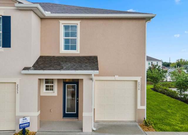 Property at 2316 Gifford Dr, Davenport, FL 33837, 3 beds, 2.5 baths