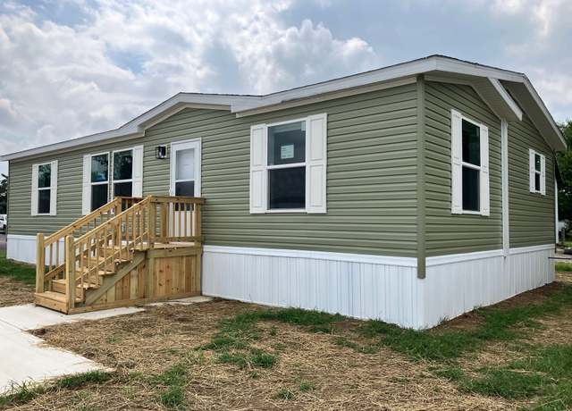 Property at 2056 Sunset Ln Unit SUN902, Rochester, IN 46975, 3 beds, 2 baths