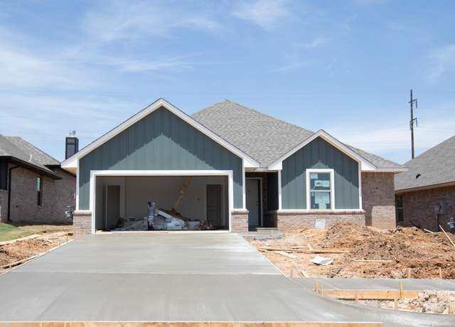 Property at 13029 NE 9th St, Choctaw, OK 73020, 4 beds, 2 baths