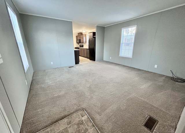 Property at 6437 Atlanta Dr, Indianapolis, IN 46241, 3 beds, 2 baths