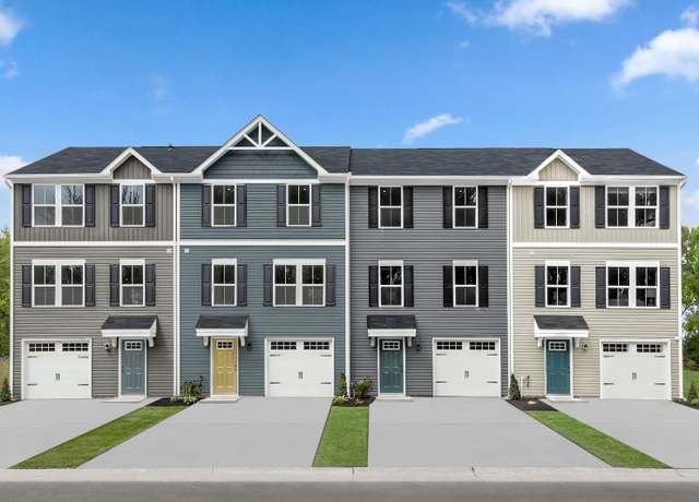 Property at 7128 Capstan Ter, Charlotte, NC 28269, 3 beds, 2.5 baths