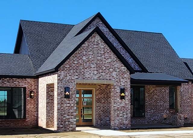 Property at 1410 Streetman Rd, Royse City, TX 75189, 4 beds, 4 baths