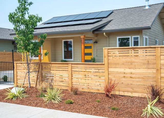 Property at 1191 Hagen Way, Ashland, OR 97520, 2 beds, 2 baths