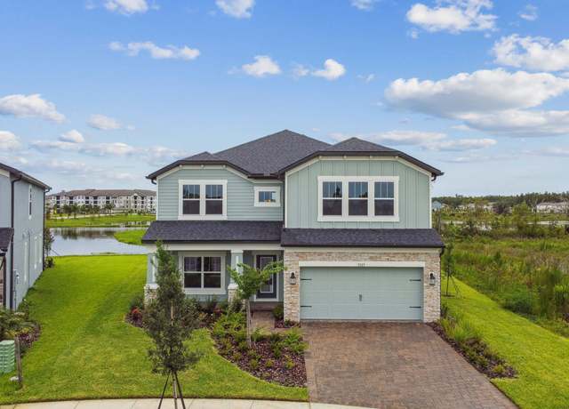 Property at 5525 Maydale Ave, Wesley Chapel, FL 33545, 5 beds, 4 baths