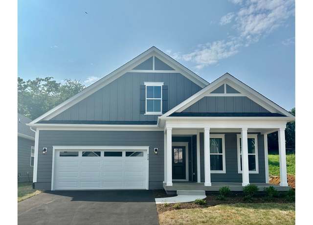 Property at 470 Savannah Dr NE, Roanoke, VA 24012, 3 beds, 2 baths