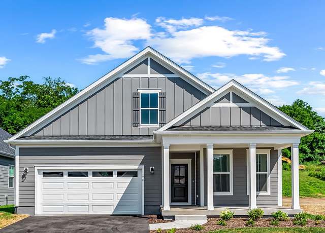 Property at 470 Savannah Dr NE, Roanoke, VA 24012, 3 beds, 2 baths