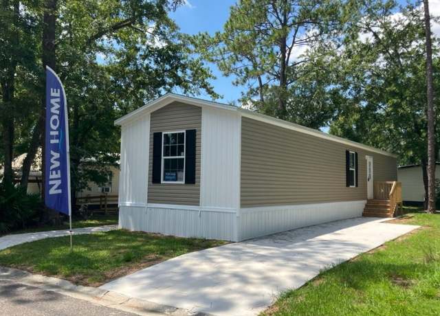 Property at 5010 NE Waldo Rd #83, Gainesville, FL 32609, 2 beds, 2 baths