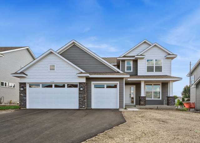 Property at 1526 England Way, Shakopee, MN 55379, 4 beds, 2.5 baths