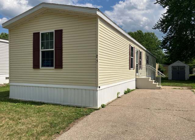Property at 6219 S US Highway 51 Site 25, Janesville, WI 53546, 3 beds, 2 baths