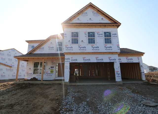 Property at 5540 White Pine Ln, Fairfield Township, OH 45011, 4 beds, 2.5 baths