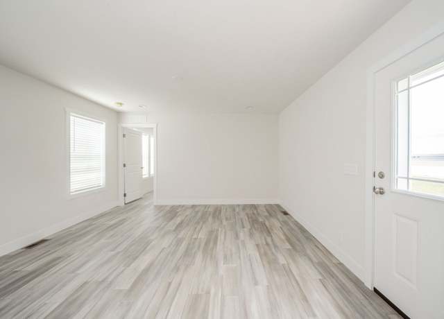 Property at Clayton C241 Camelot Village Plan, Anderson, IN 46013, 3 beds, 2 baths