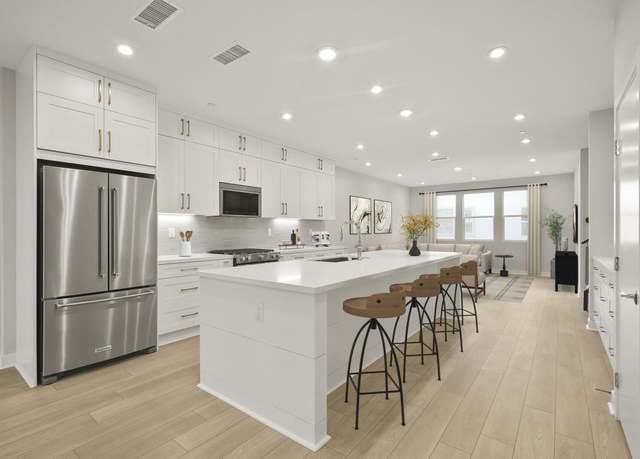 Property at 2615 Everly Dr, San Diego, CA 92108, 3 beds, 3.5 baths