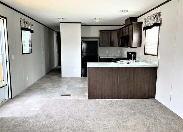 Property at 9968 Mallard Cv #765, Fair Haven, MI 48023, 2 beds, 1 bath