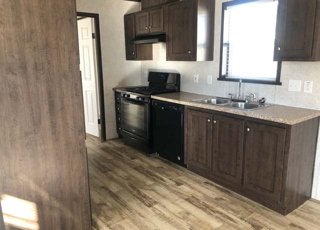 Property at 45249 Pierre Drive Site #358, Macomb, MI 48044, 2 beds, 2 baths