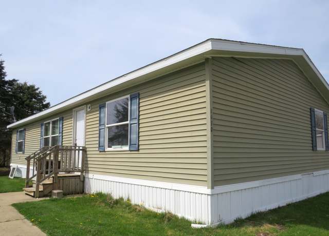 Property at 1470 Sherman Wood Dr, Jackson, MI 49201, 3 beds, 2 baths