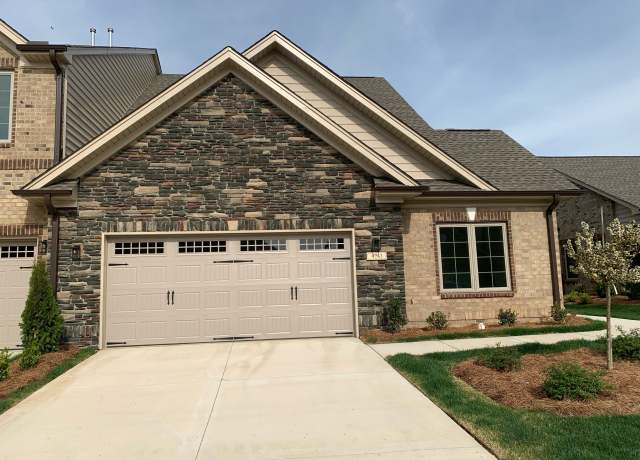 Property at 4725 Willowstone Dr, High Point, NC 27265, 3 beds, 3 baths