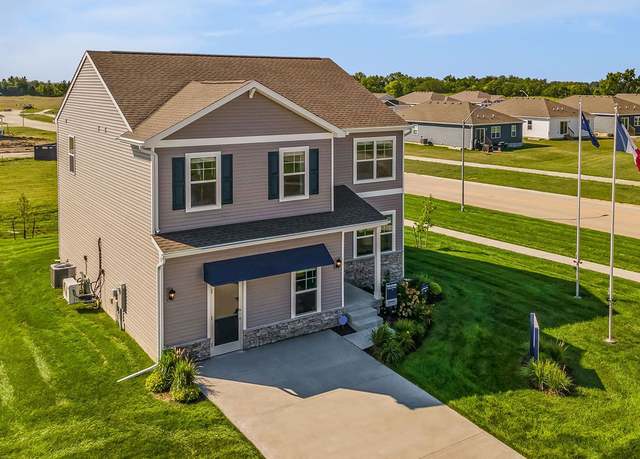 Property at 2492 SE Fox Valley Dr, West Des Moines, IA 50265, 4 beds, 2.5 baths