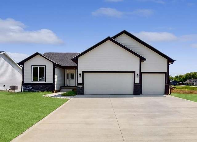 Property at Carson Plan, Waukee, IA 50263, 3 beds, 2 baths