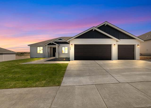 Property at 205 Tiber St, Boardman, OR 97818, 3 beds, 2 baths