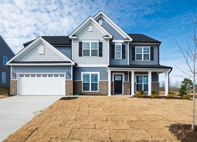 Property at 209 Oakmont Ct, King, NC 27021, 5 beds, 3 baths