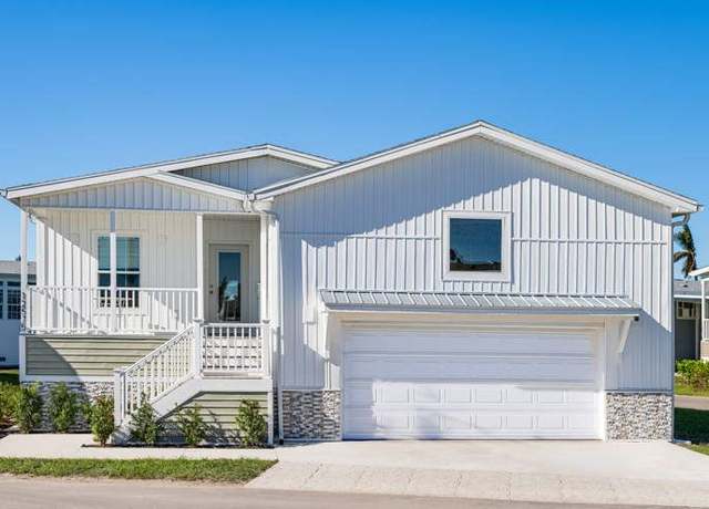 Property at 12575 Pine Dr, Fort Myers, FL 33908, 3 beds, 2 baths