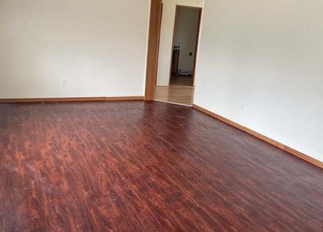 Property at 105 Easy St, Cresson, PA 16630, 3 beds, 2 baths