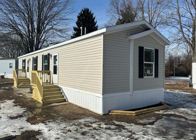 Property at 7519 Dorr St #153, Toledo, OH 43615, 2 beds, 1 bath