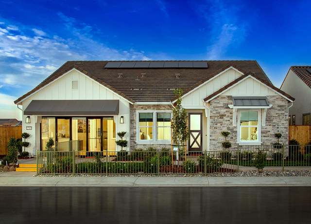 Property at 2745 Hickory Ln, Lodi, CA 95242, 3 beds, 3 baths