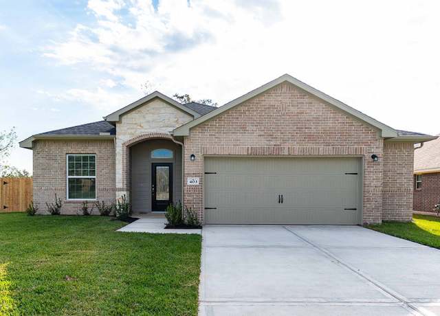 Property at 403 S Amherst Dr, West Columbia, TX 77486, 3 beds, 2 baths