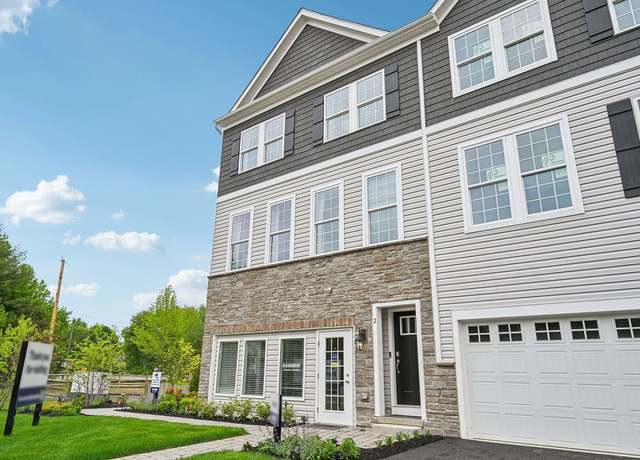 Property at 150 Wembley Way, Tinton Falls, NJ 07753, 3 beds, 2.5 baths