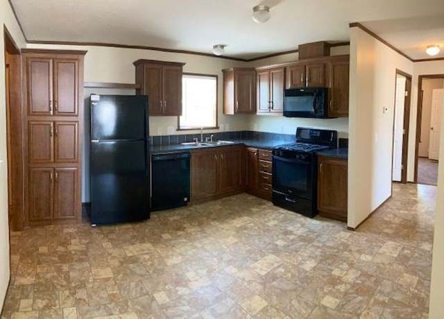Property at 93 Bobolink #93, Rochester Hills, MI 48309, 3 beds, 2 baths