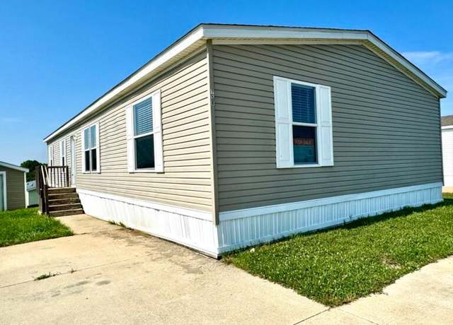Property at 158 Consitution Cir, Potterville, MI 48876, 3 beds, 2 baths