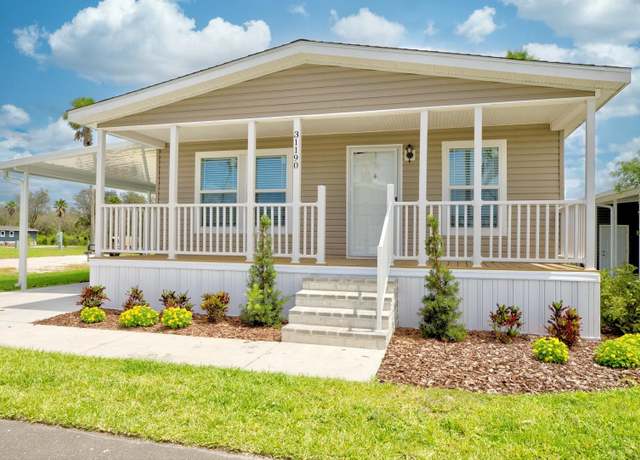 Property at 31270 Luxury Dr, Sebring, FL 33870, 3 beds, 2 baths