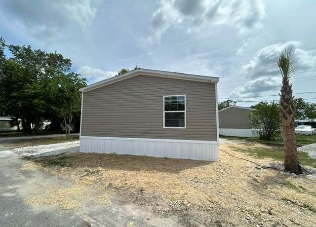 Property at 1300 Hand Ave Unit C-9, Ormond Beach, FL 32174, 3 beds, 2 baths