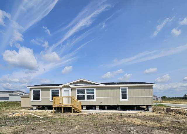 Property at 214 Cactus Wren Dr #475, Kyle, TX 78640, 3 beds, 2 baths