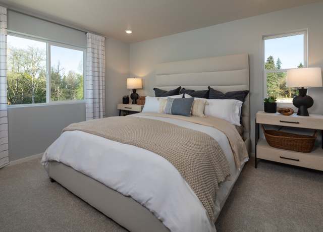 Property at 430 SW 32nd St, Battle Ground, WA 98604, 4 beds, 3 baths