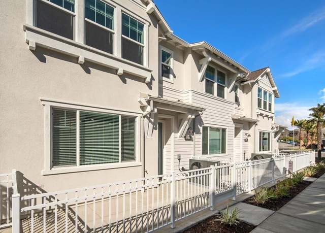 Property at 2448 Haley Point Dr #103, Ventura, CA 93003, 3 beds, 2.5 baths