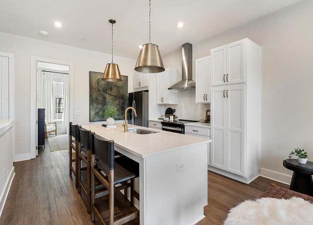 Property at 1274 Longreen Ter NW #8, Atlanta, GA 30318, 2 beds, 2 baths